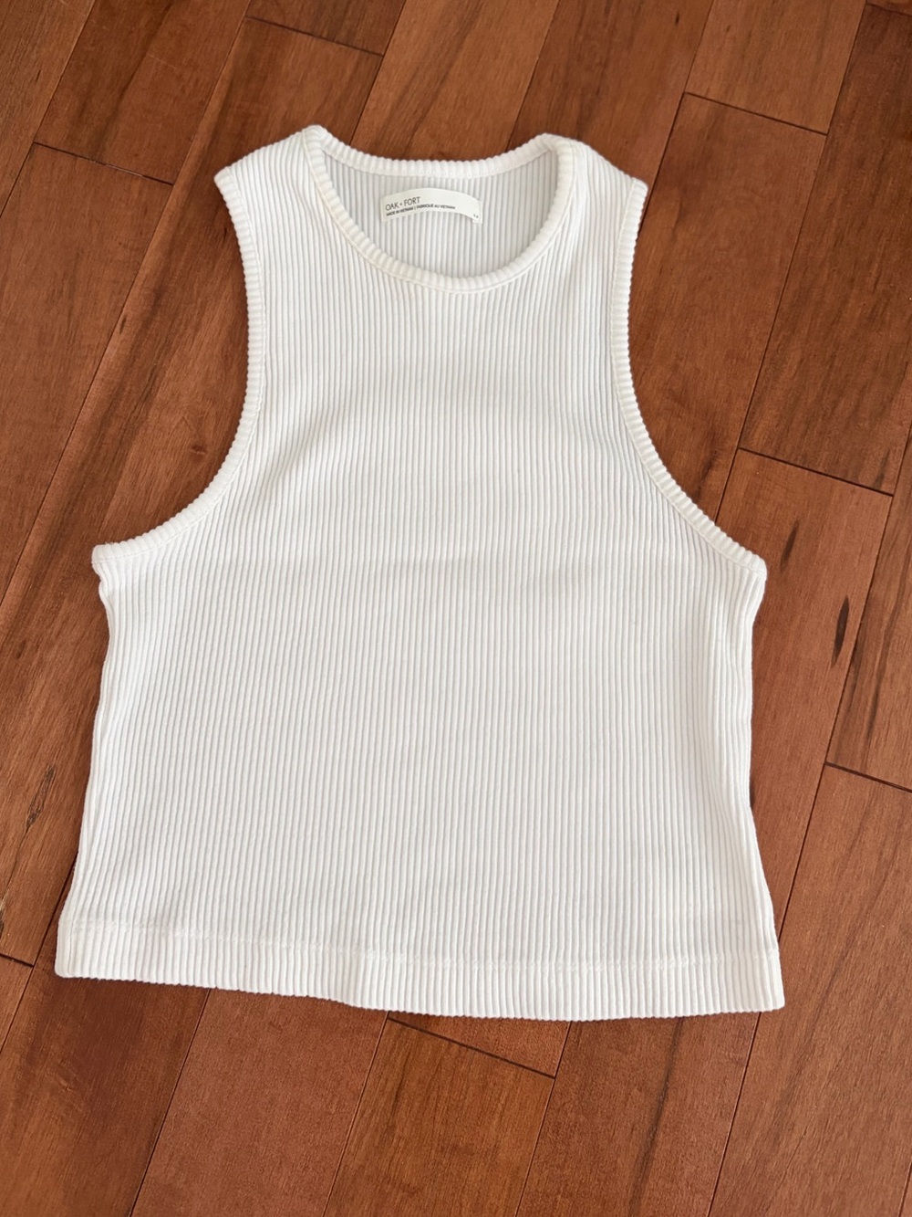 Brand new OAK AND FORT white ribbed tank